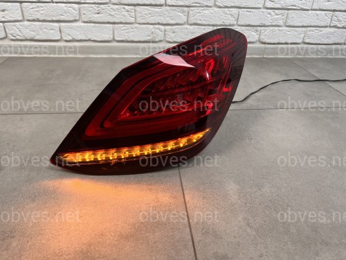 Задние LED фонари рестайлинг 2019+ для Mercedes-Benz C-class W205 2015-2021 2шт.