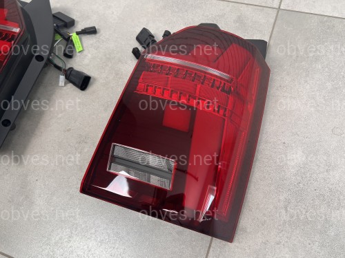 Задние LED фонари стиль Multivan T6.1 2020+ для Volkswagen T6 2015-2019 ляда 2шт.