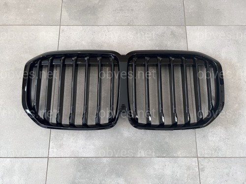 Решетка радиатора ноздри для BMW X7 G07 2019-2022 черный глянец