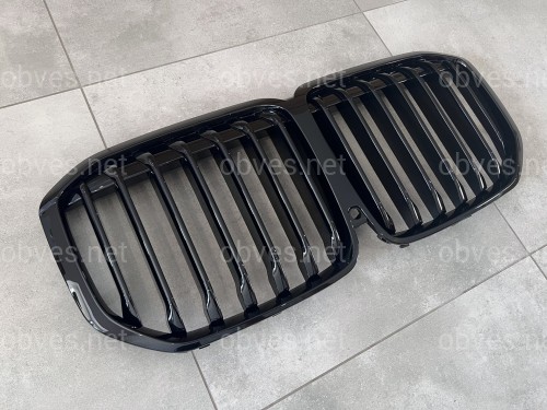 Решетка радиатора ноздри для BMW X7 G07 2019-2022 черный глянец