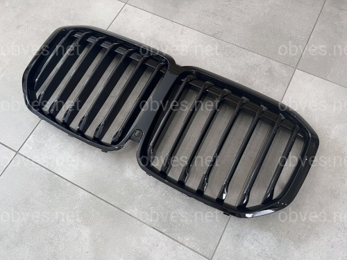 Решетка радиатора ноздри для BMW X7 G07 2019-2022 черный глянец