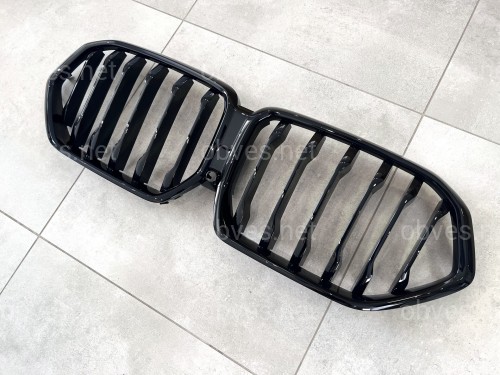 Решетка радиатора ноздри M-Performance для BMW X6 G06 2019- черный глянец