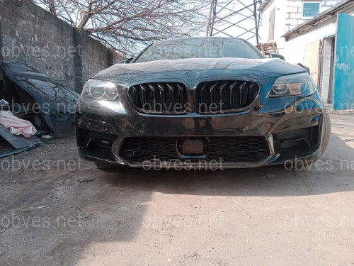 Передний бампер с ноздрями в стиле M5 F90 G30 для BMW 5 Series F10 F11 2010-2016 Передний бампер с ноздрями в стиле M5 F90 G30 для BMW 5 Series F10 F11 2010-2016