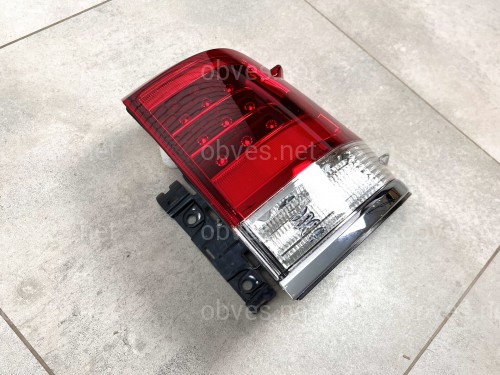 Задний правый наружный фонарь OEM Toyota Land Cruiser 200 2016-2021