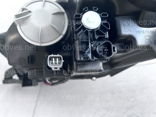 FULL LED фары 4 линзы для Toyota Highlander 2017-2019 (левая+правая) FULL LED фары 4 линзы для Toyota Highlander 2017-2019 (левая+правая)