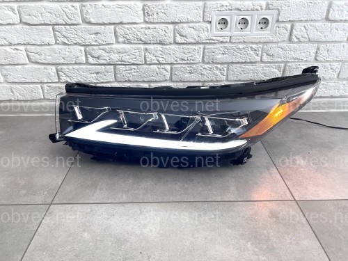 FULL LED фары 4 линзы для Toyota Highlander 2017-2019 (левая+правая) FULL LED фары 4 линзы для Toyota Highlander 2017-2019 (левая+правая)