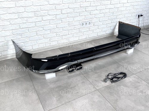 Обвес юбка заднего бампера Lexus LX 570 2015-2022 цвет черный 202