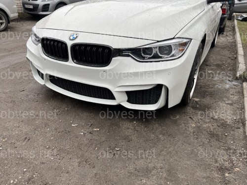 Передний бампер M3 стиль BMW 3 Series F30 F31 2012-2018 (под омыватели / с отверстиями под парктроники)