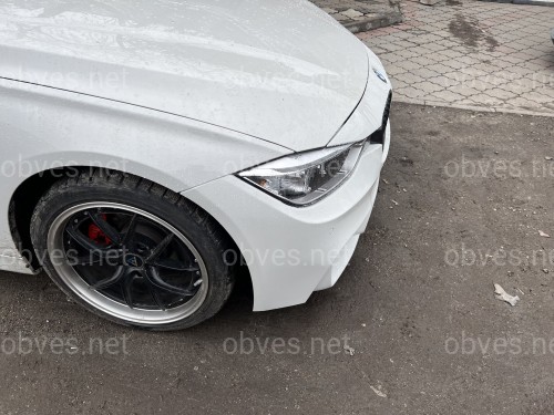 Передний бампер M3 стиль BMW 3 Series F30 F31 2012-2018 (под омыватели / с отверстиями под парктроники)