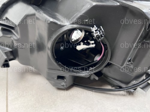 LED фары левая + правая Lexus RX рестайлинг 2012-2015 LED фары левая + правая Lexus RX рестайлинг 2012-2015