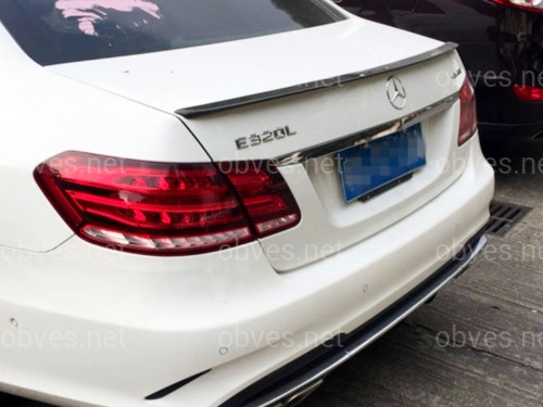 Спойлер лип на багажник Mercedes W212 2009-2016 ABS пластик, цвет черный глянец