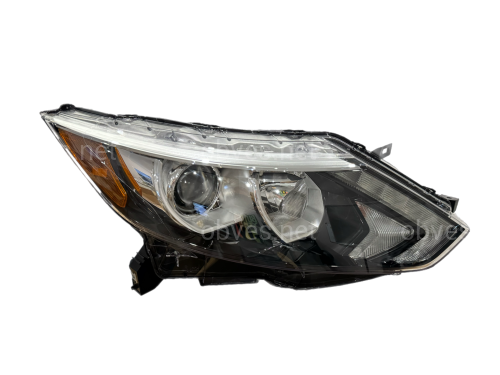 Правая фара галоген Nissan Rogue Sport 2015-2019 Правая фара галоген Nissan Rogue Sport 2015-2019