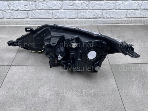 Правая фара галоген Nissan Rogue Sport 2015-2019 Правая фара галоген Nissan Rogue Sport 2015-2019