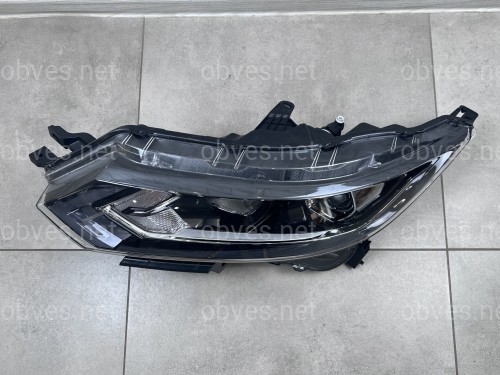 Левая фара галоген Nissan Qashqai 17-21 / Rogue sport 19-21 Левая фара галоген Nissan Qashqai 17-21 / Rogue sport 19-21