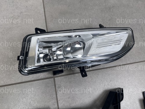 Противотуманные фары галоген Nissan X-Trail T32 / Rogue 2017-2020 (полный установочный комплект)