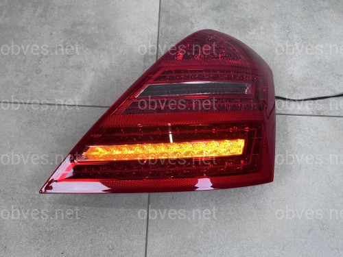 Задние фонари рестайлинг для Mercedes-Benz S-class W221 2005-2013 2шт.