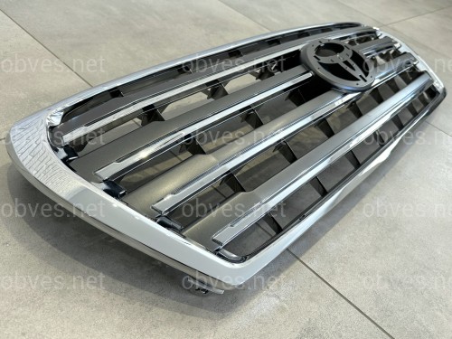 Решетка радиатора дизайн рестайлинг 2012 Toyota Land Cruiser 200 2007-2015 серая