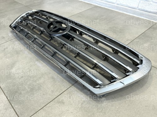 Решетка радиатора дизайн рестайлинг 2012 Toyota Land Cruiser 200 2007-2015 серая