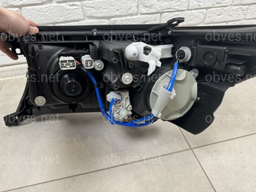 Фары Full LED 3 линзы Toyota Land Cruiser 200 2007-2015 Фары Full LED 3 линзы Toyota Land Cruiser 200 2007-2015