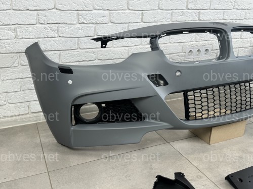 Передний бампер M Paket BMW 3 Series F30 F31 2012-2018 (под омыватели / с отверстиями под парктроники)