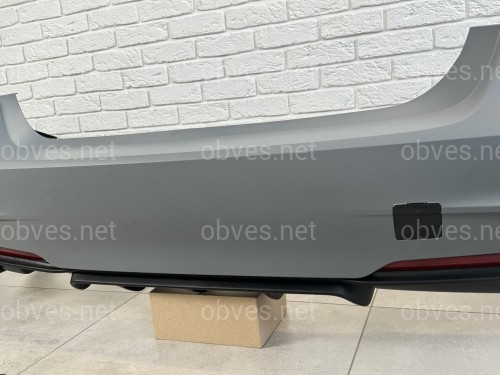 Комплект обвеса M Paket BMW 3 Series F30 2012-2018  (передний / задний бампер, пороги) БЕЗ ПАРКТРОННИКОВ
