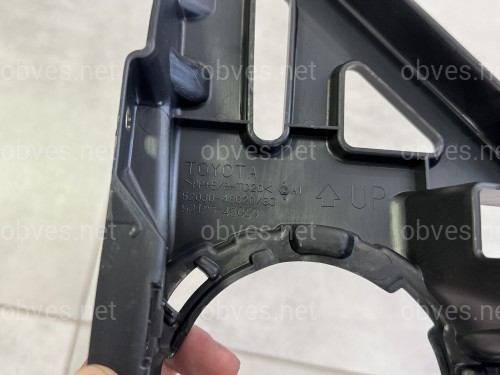 Крепление правой противотуманной фары ОРИГИНАЛ Lexus RX 2012-2015 5212548060 Крепление правой противотуманной фары ОРИГИНАЛ Lexus RX 2012-2015 5212548060