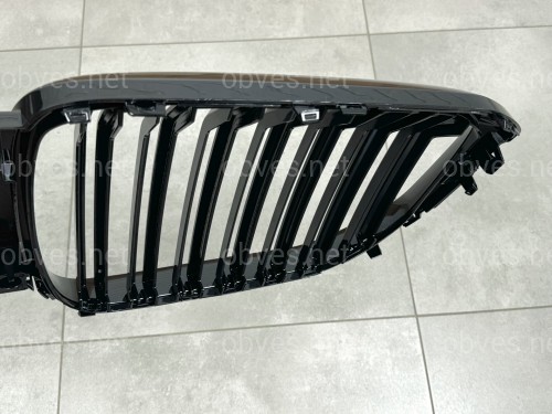 Решетка радиатора ноздри Х5M F95 стиль BMW X5 G05 2019-2022 черный глянец