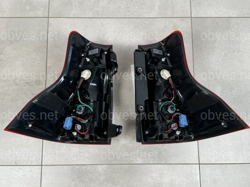 Задние рестайлинговые светодиодные фонари Toyota Land Cruiser Prado 150 2009-2017 (2шт) Задние рестайлинговые светодиодные фонари Toyota Land Cruiser Prado 150 2009-2017 (2шт)