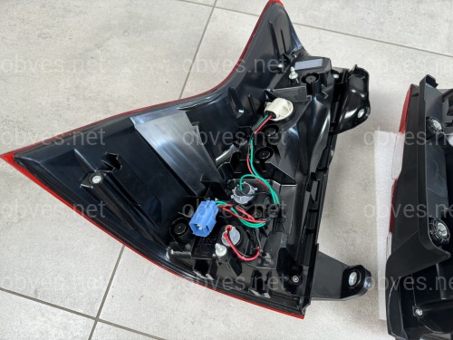Задние рестайлинговые светодиодные фонари Toyota Land Cruiser Prado 150 2009-2017 (2шт) Задние рестайлинговые светодиодные фонари Toyota Land Cruiser Prado 150 2009-2017 (2шт)