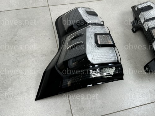 Задние фонари дымчатые Toyota Land Cruiser Prado 150 2017-2023 2шт Задние фонари дымчатые Toyota Land Cruiser Prado 150 2017-2023 2шт