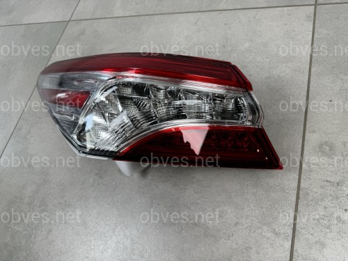 Задний фонарь левый наружный FULL LED Toyota Camry 70 USA XLE XSE 2017-2020 1шт.