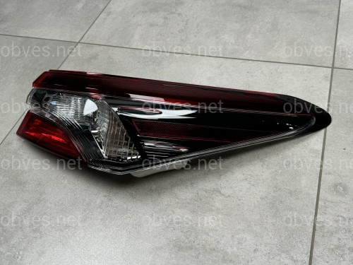 Задний фонарь правый наружный Toyota Camry 70 USA SE LE 2021- 1шт. Задний фонарь правый наружный Toyota Camry 70 USA SE LE 2021- 1шт.