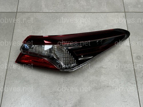 Задний фонарь правый наружный Toyota Camry 70 USA SE LE 2021- 1шт. Задний фонарь правый наружный Toyota Camry 70 USA SE LE 2021- 1шт.