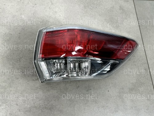 Задний фонарь правый наружный Toyota Highlander 2014-2016 Задний фонарь правый наружный Toyota Highlander 2014-2016