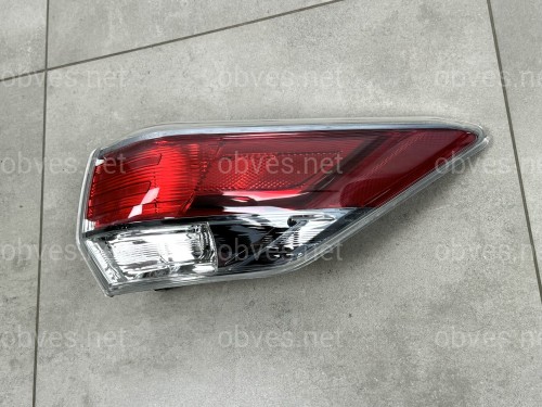 Задний фонарь правый наружный Toyota Highlander 2014-2016 Задний фонарь правый наружный Toyota Highlander 2014-2016
