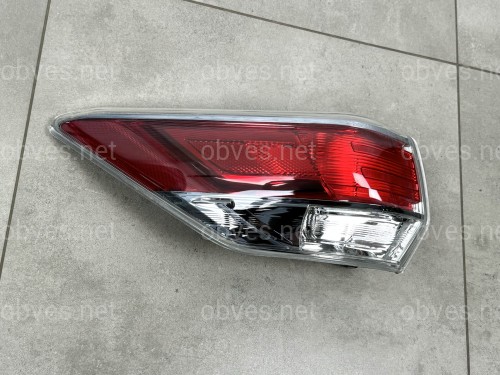 Задний фонарь левый наружный Toyota Highlander 2014-2016 Задний фонарь левый наружный Toyota Highlander 2014-2016