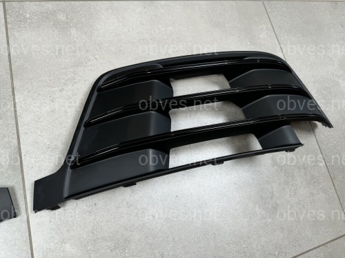 Решетки бампера S-Line БЕЗ РАДАРА Audi Q7 4M 2015-2019 черные 2шт, левая 4M0 807 681 D GXE T94 / правая 4M0 807 682 D GXE T94