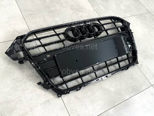 Решетка радиатора Audi A4 B8 2012-2015 черная Решетка радиатора Audi A4 B8 2012-2015 черная