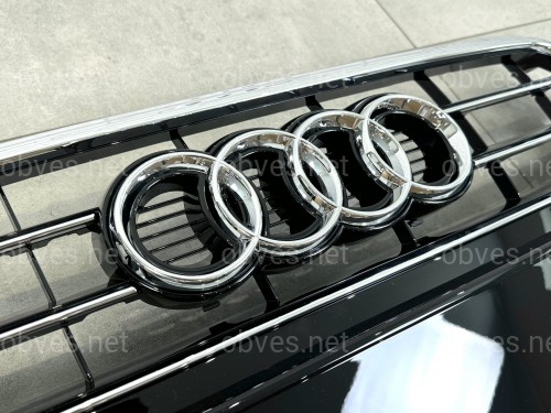 Решетка радиатора Audi A4 B8 2012-2015 черная с хромом Решетка радиатора Audi A4 B8 2012-2015 черная с хромом