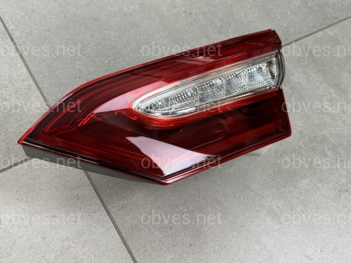 Задний фонарь правый внутренний FULL LED Toyota Camry 70 ЕВРОПА И АМЕРИКА 2017-2020 1шт. Задний фонарь правый внутренний FULL LED Toyota Camry 70 ЕВРОПА И АМЕРИКА 2017-2020 1шт.