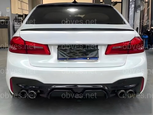Диффузор накладка заднего бампера Competition style BMW 5 series G30 2017-2023 черный глянец