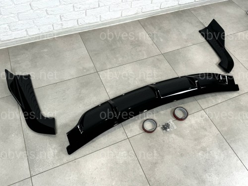 Диффузор накладка заднего бампера Paradigma M-Performance для BMW X5 F15 2013-2018, цвет черный глянец