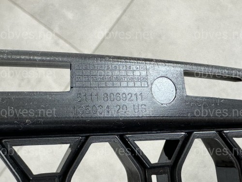 Нижняя решетка переднего бампера под радар M Paket 51118069211 для BMW X5 G05 2019-2022, цвет черный глянец