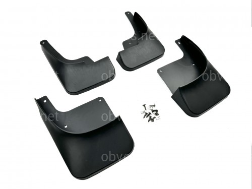 Брызговики Suzuki Vitara 1998-2006, комплект 4 шт. Брызговики Suzuki Vitara 1998-2006, комплект 4 шт.