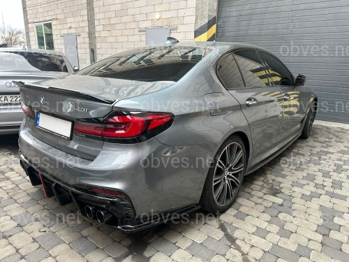 Диффузор заднего бампера + насадки выхлопа BMW 5 series G30 2017-2023 черный глянец Диффузор заднего бампера + насадки выхлопа BMW 5 series G30 2017-2023 черный глянец