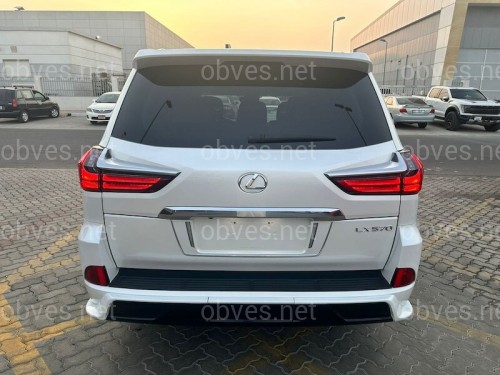 Обвес юбка заднего бампера  Lexus LX 570 450d 2015-2022 цвет белый
