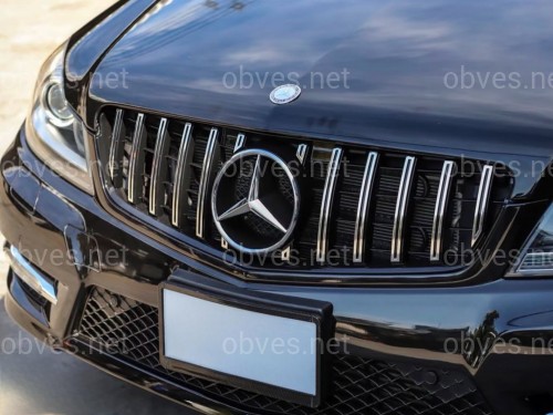 Решетка радиатора GT CHROME Mercedes C-Class W204 2007-2014 Решетка радиатора GT CHROME Mercedes C-Class W204 2007-2014