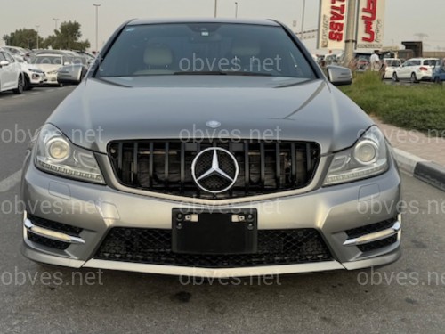 Решетка радиатора GT BLACK Mercedes C-Class W204 2007-2014 Решетка радиатора GT BLACK Mercedes C-Class W204 2007-2014