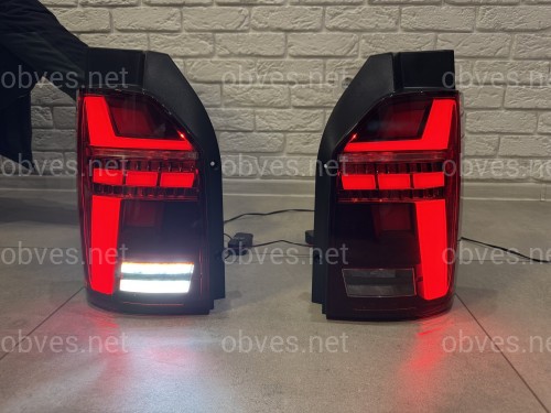 Задние LED фонари стиль Multivan T6.1 2020+ для Volkswagen T6 2015-2019 ляда 2шт.