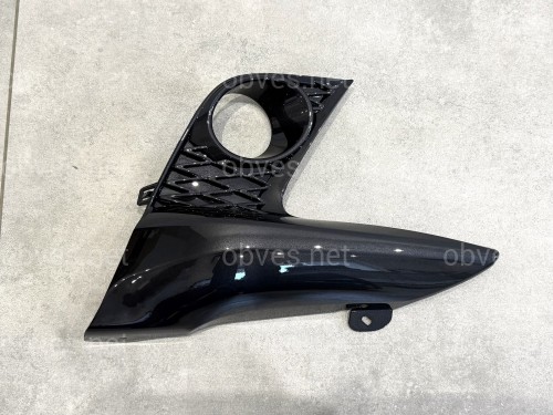 Накладка на противотуманную фару ПРАВАЯ 5211276060 F-Sport Lexus CT 2014-2021